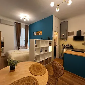 Appartement Regina Ai Navigli - Sky Tv, Wifi And Breakfast Box, Milan