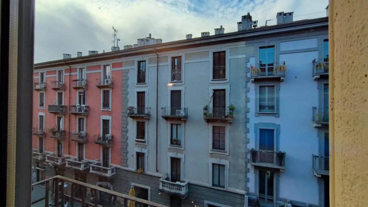 Romantici Navigli Milan 0*,  Italy